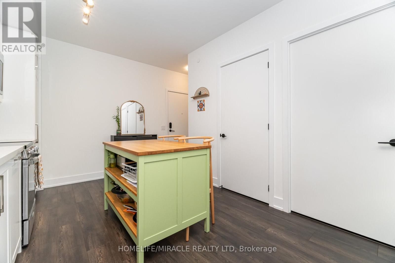 351 - 2450 Old Bronte Road, Oakville, Ontario  L6M 5P6 - Photo 9 - W12465661