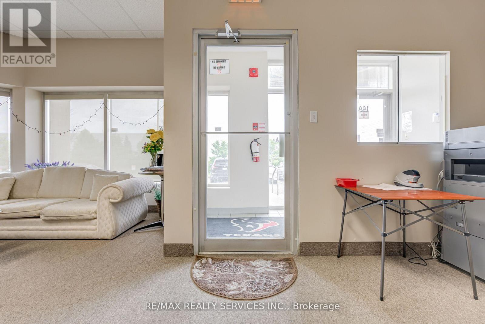 #13a - 6660 Kennedy Road, Mississauga, Ontario  L5T 2M9 - Photo 5 - W12468717