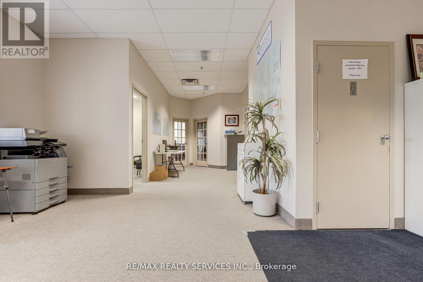 #13a - 6660 Kennedy Road, Mississauga, Ontario  L5T 2M9 - Photo 7 - W12468717