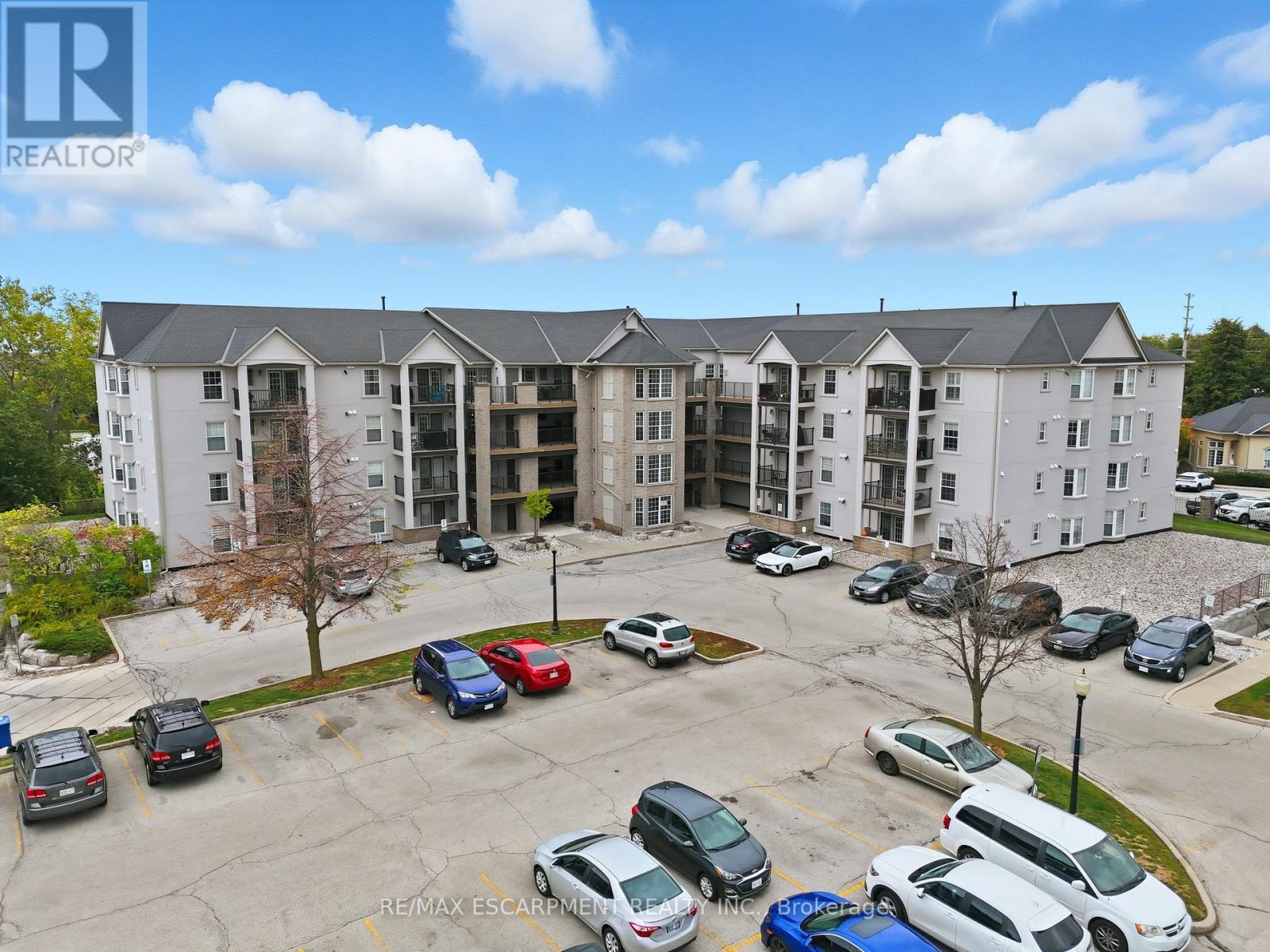 409 - 1411 Walkers Line, Burlington, Ontario  L7M 4P5 - Photo 2 - W12468724