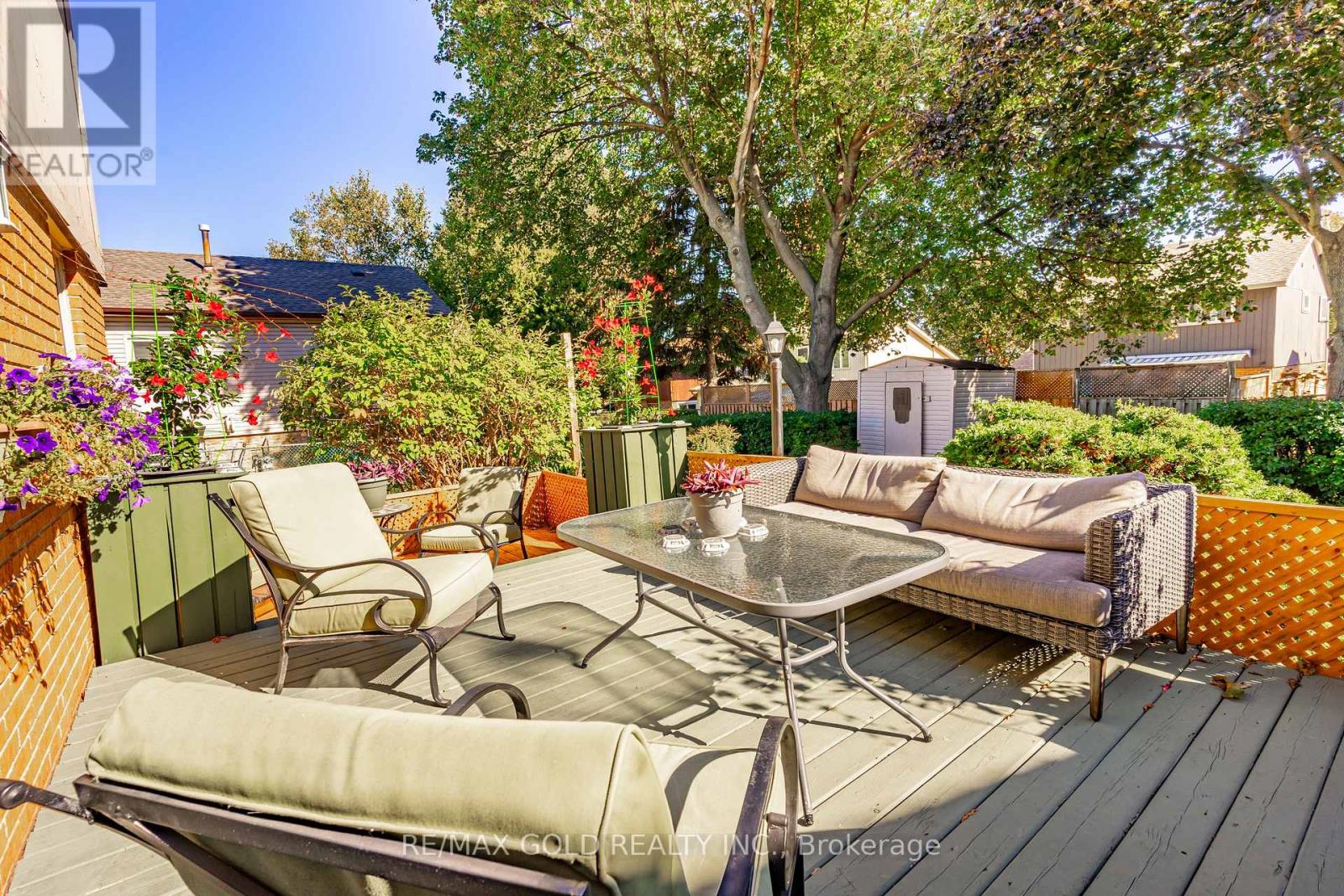 74 Lorraine Crescent, Brampton, Ontario  L6S 2R7 - Photo 13 - W12468731