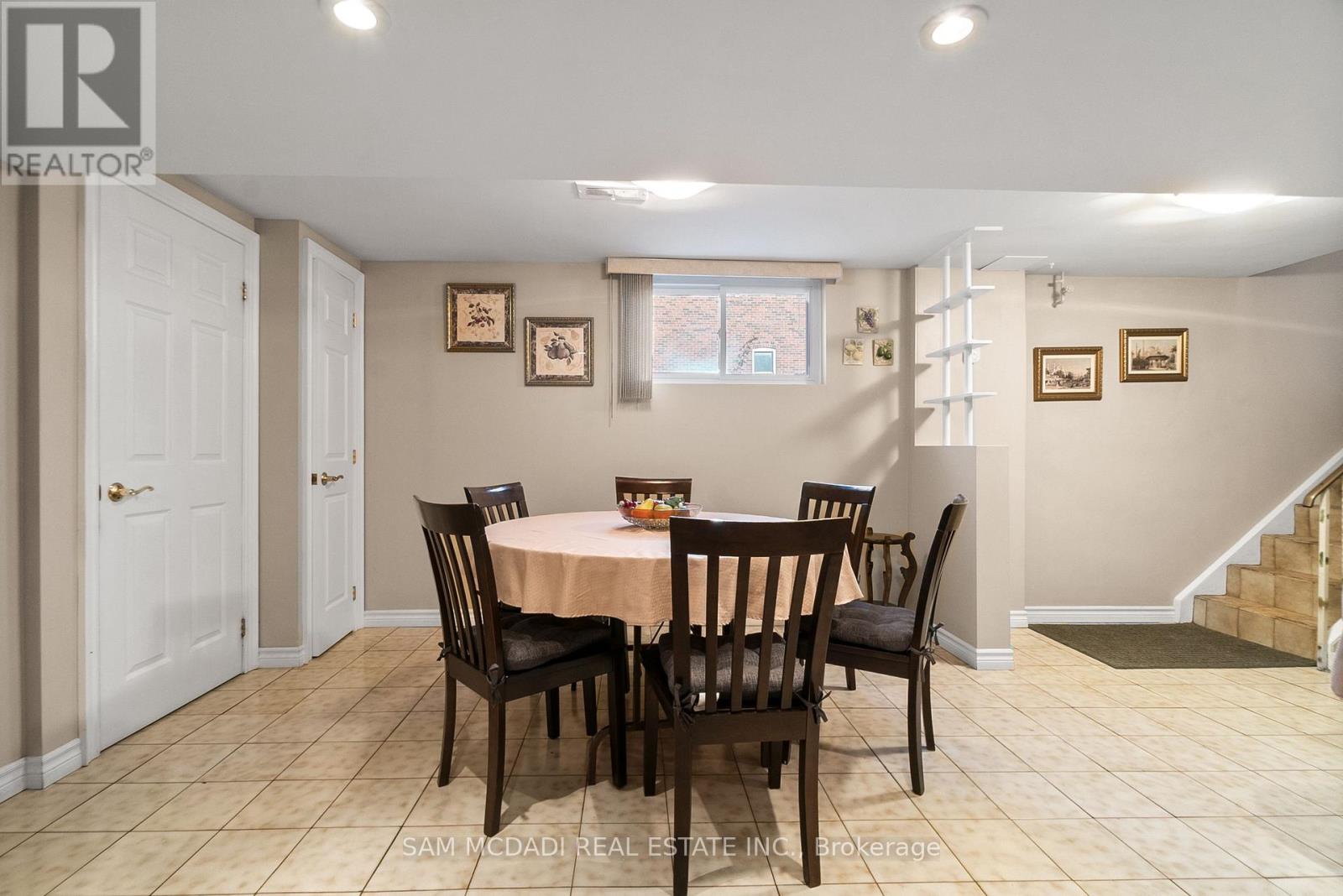 83 Evans Avenue, Toronto, Ontario  M8Z 1H7 - Photo 31 - W12468739