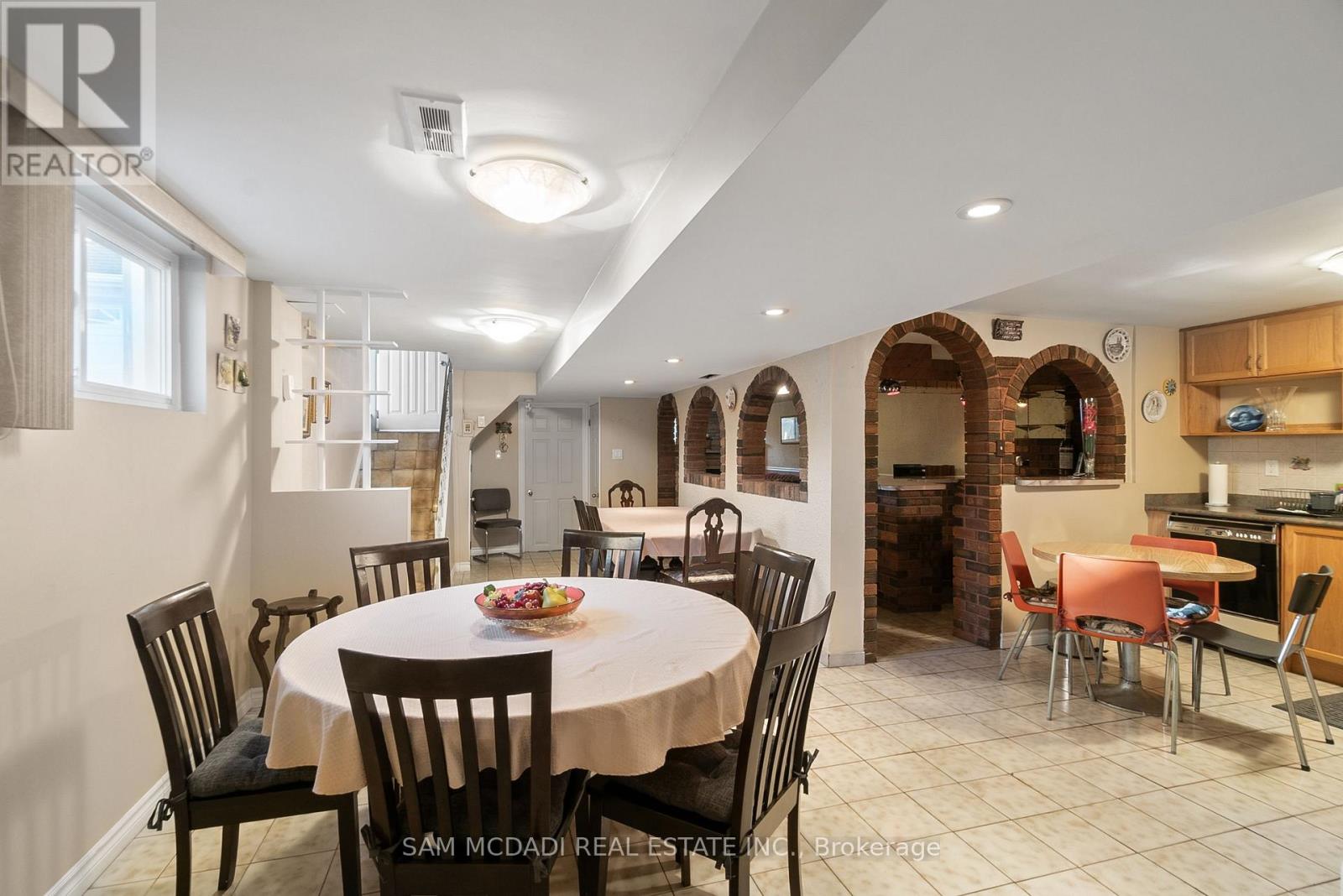 83 Evans Avenue, Toronto, Ontario  M8Z 1H7 - Photo 38 - W12468739