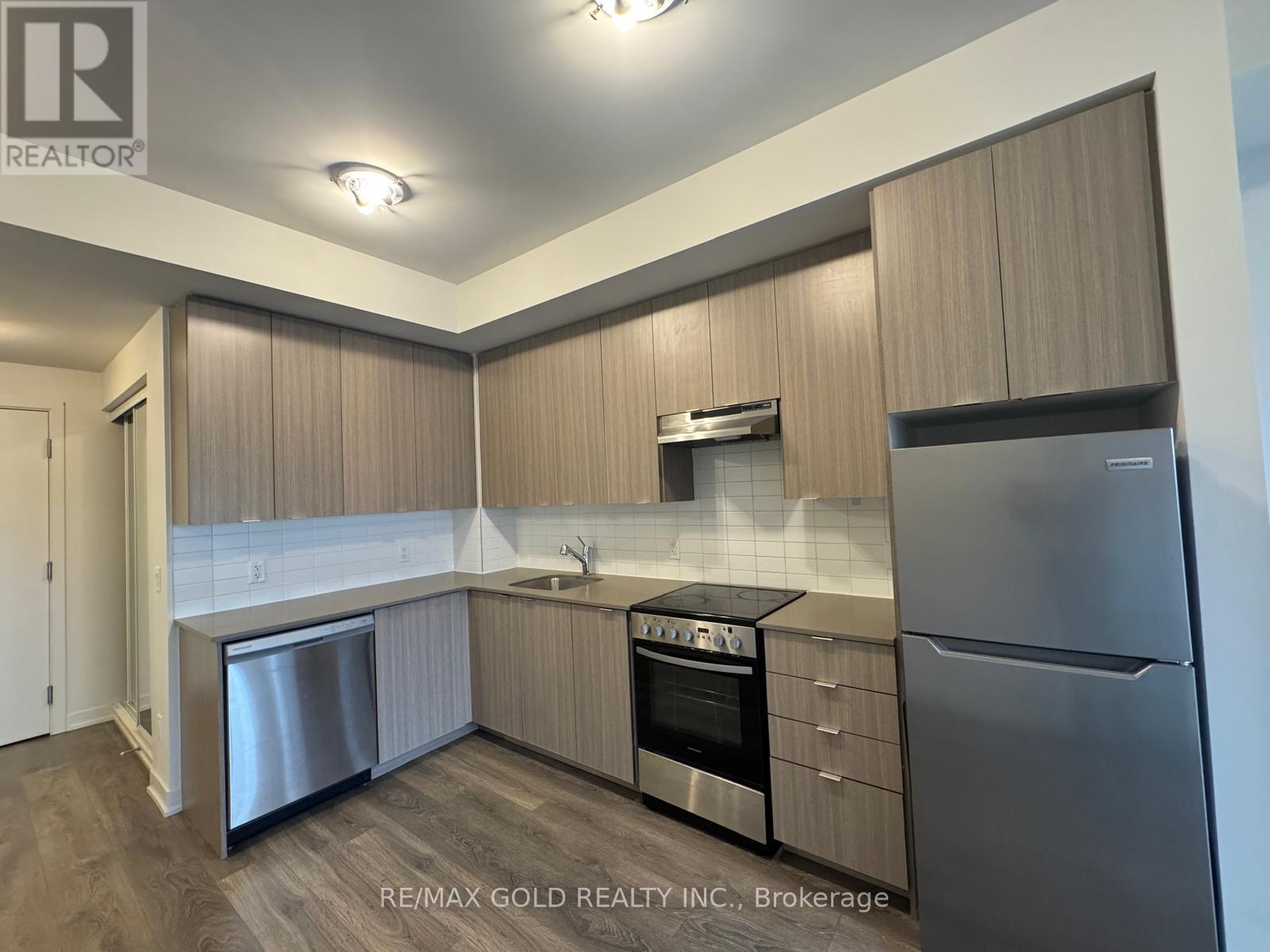 206 - 58 Sky Harbour Drive, Brampton, Ontario  L6Y 6J1 - Photo 13 - W12468767