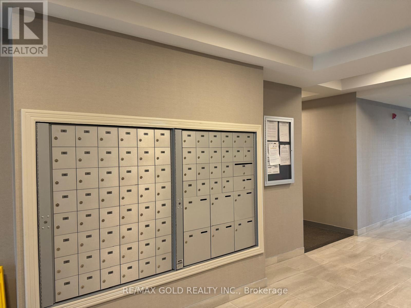 206 - 58 Sky Harbour Drive, Brampton, Ontario  L6Y 6J1 - Photo 2 - W12468767