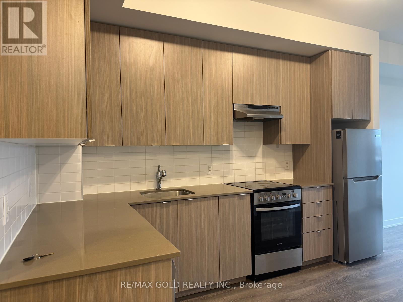 206 - 58 Sky Harbour Drive, Brampton, Ontario  L6Y 6J1 - Photo 9 - W12468767