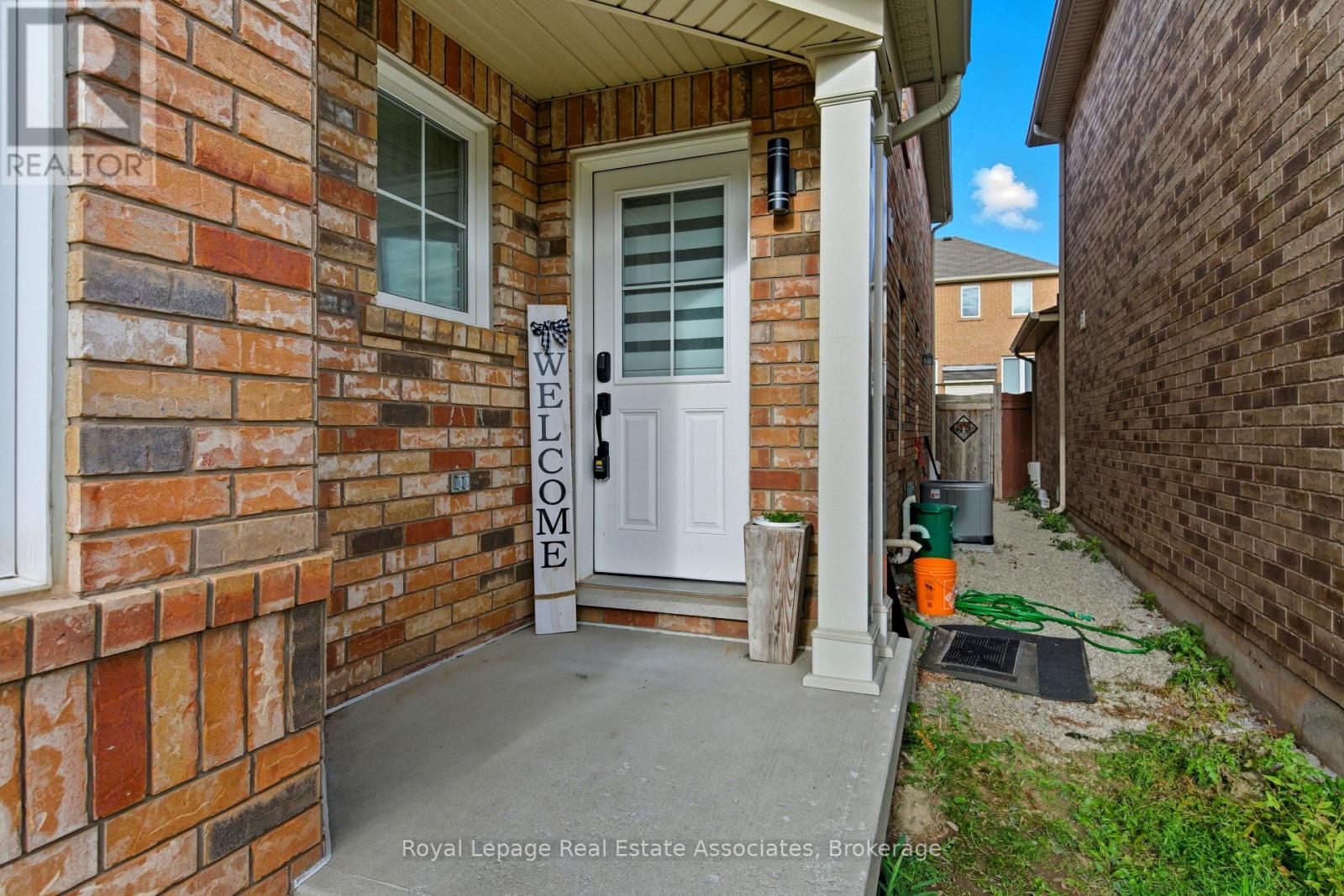 435 Pozbou Crescent, Milton, Ontario  L9T 8H8 - Photo 3 - W12468777