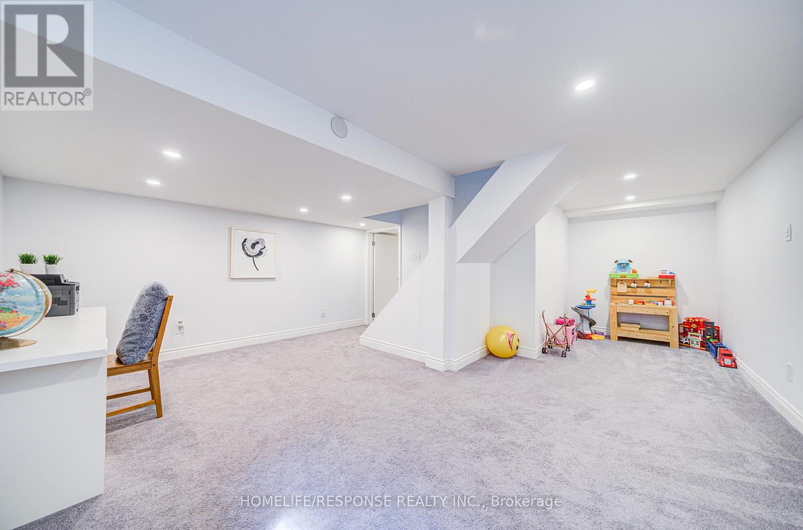 21 Dawson Crescent, Brampton, Ontario  L6V 3M5 - Photo 32 - W12468783