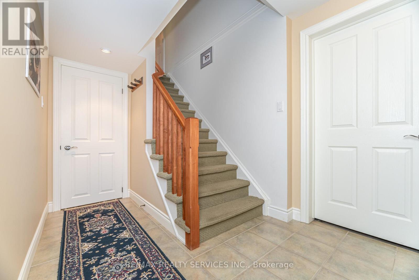 24 Putney Road, Caledon, Ontario  L7C 1R4 - Photo 26 - W12468820