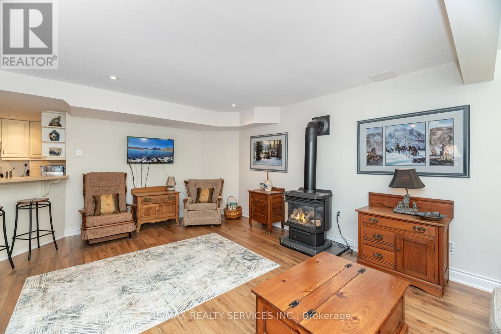 24 Putney Road, Caledon, Ontario  L7C 1R4 - Photo 27 - W12468820