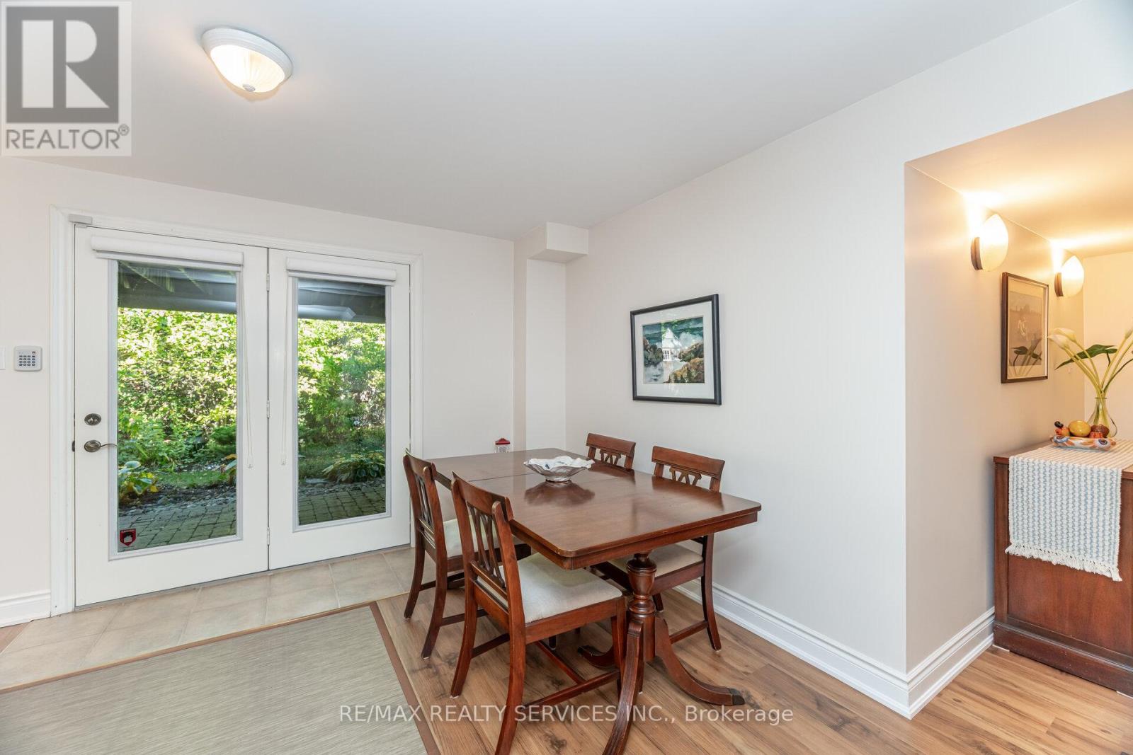 24 Putney Road, Caledon, Ontario  L7C 1R4 - Photo 30 - W12468820