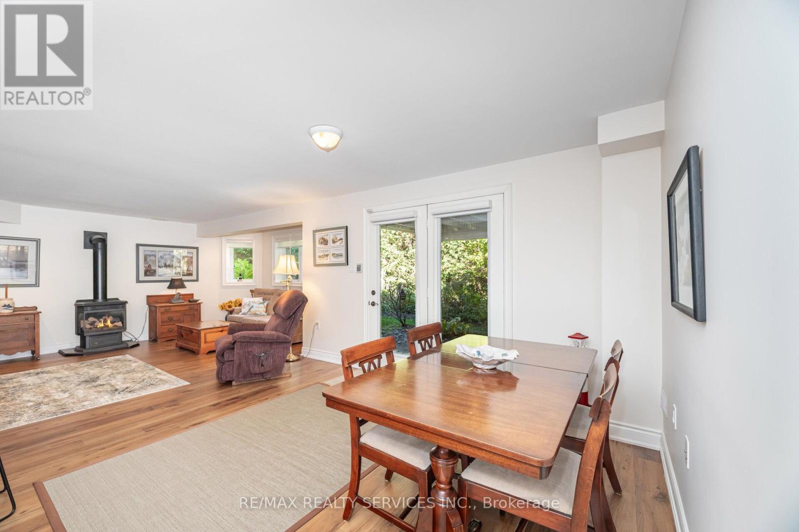 24 Putney Road, Caledon, Ontario  L7C 1R4 - Photo 33 - W12468820