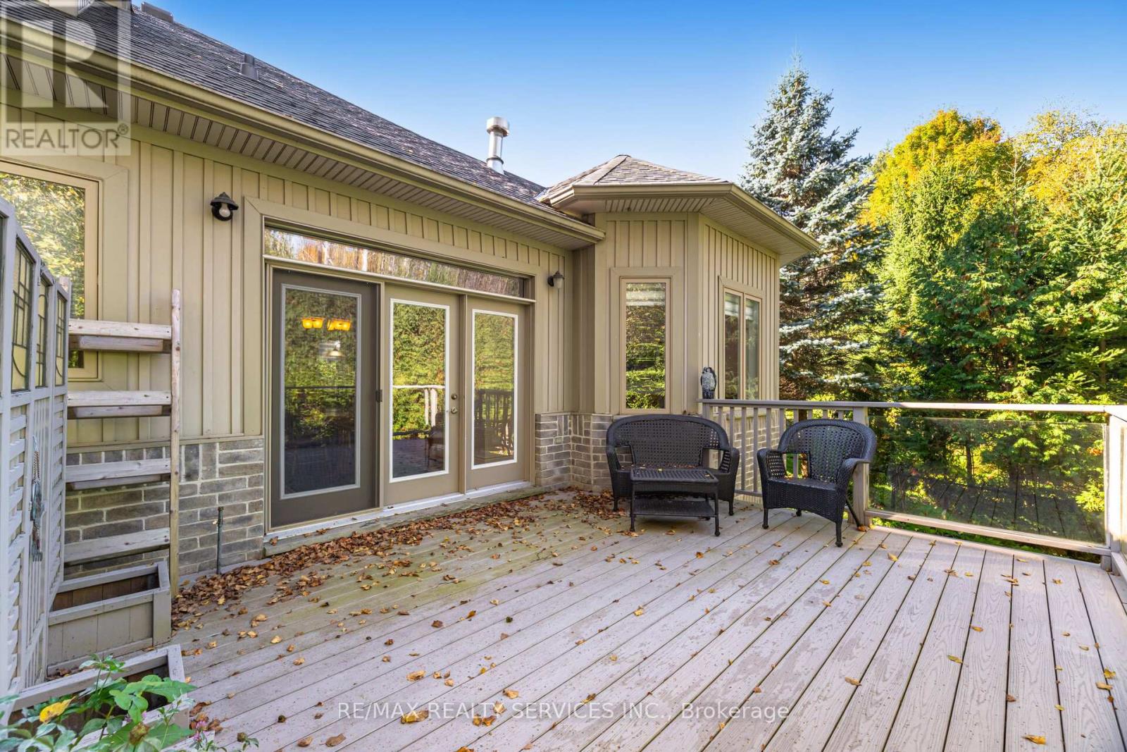 24 Putney Road, Caledon, Ontario  L7C 1R4 - Photo 40 - W12468820