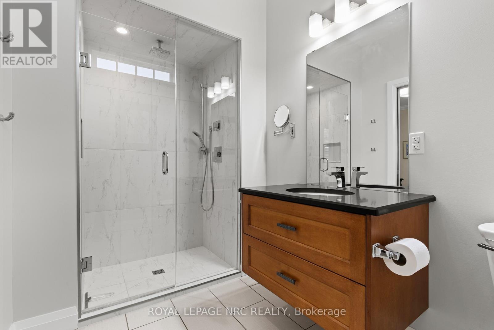 12 David Lowrey Court, Niagara-On-The-Lake, Ontario  L0S 1J1 - Photo 20 - X12468853