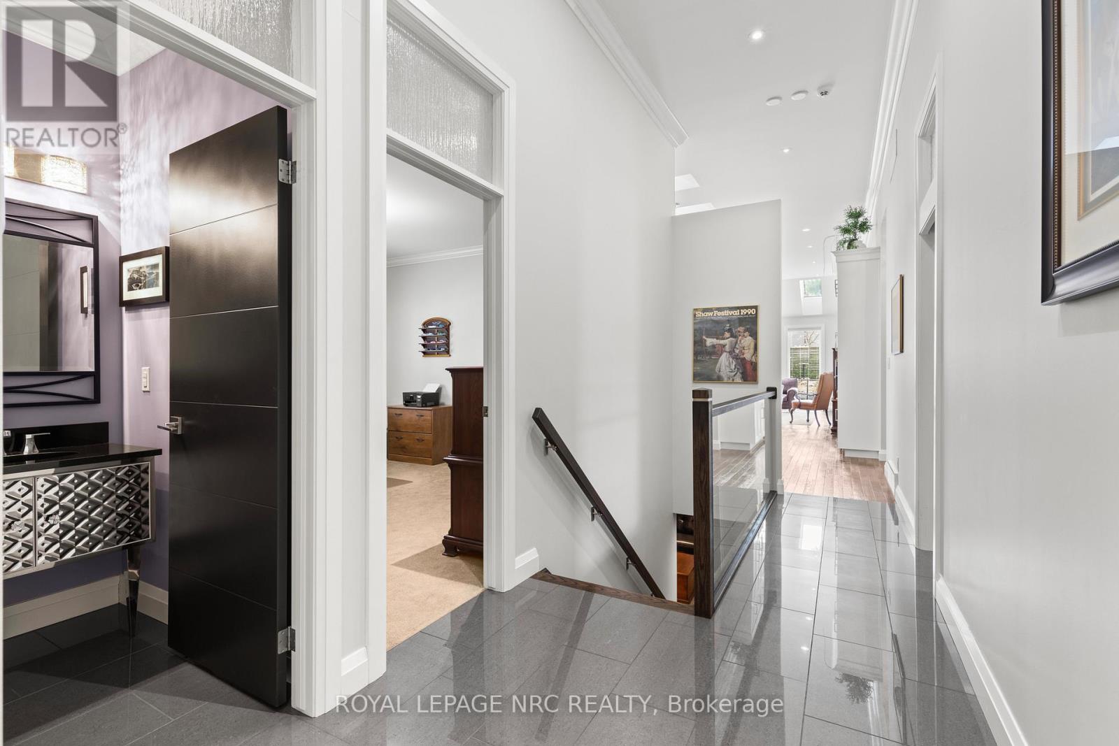 12 David Lowrey Court, Niagara-On-The-Lake, Ontario  L0S 1J1 - Photo 8 - X12468853