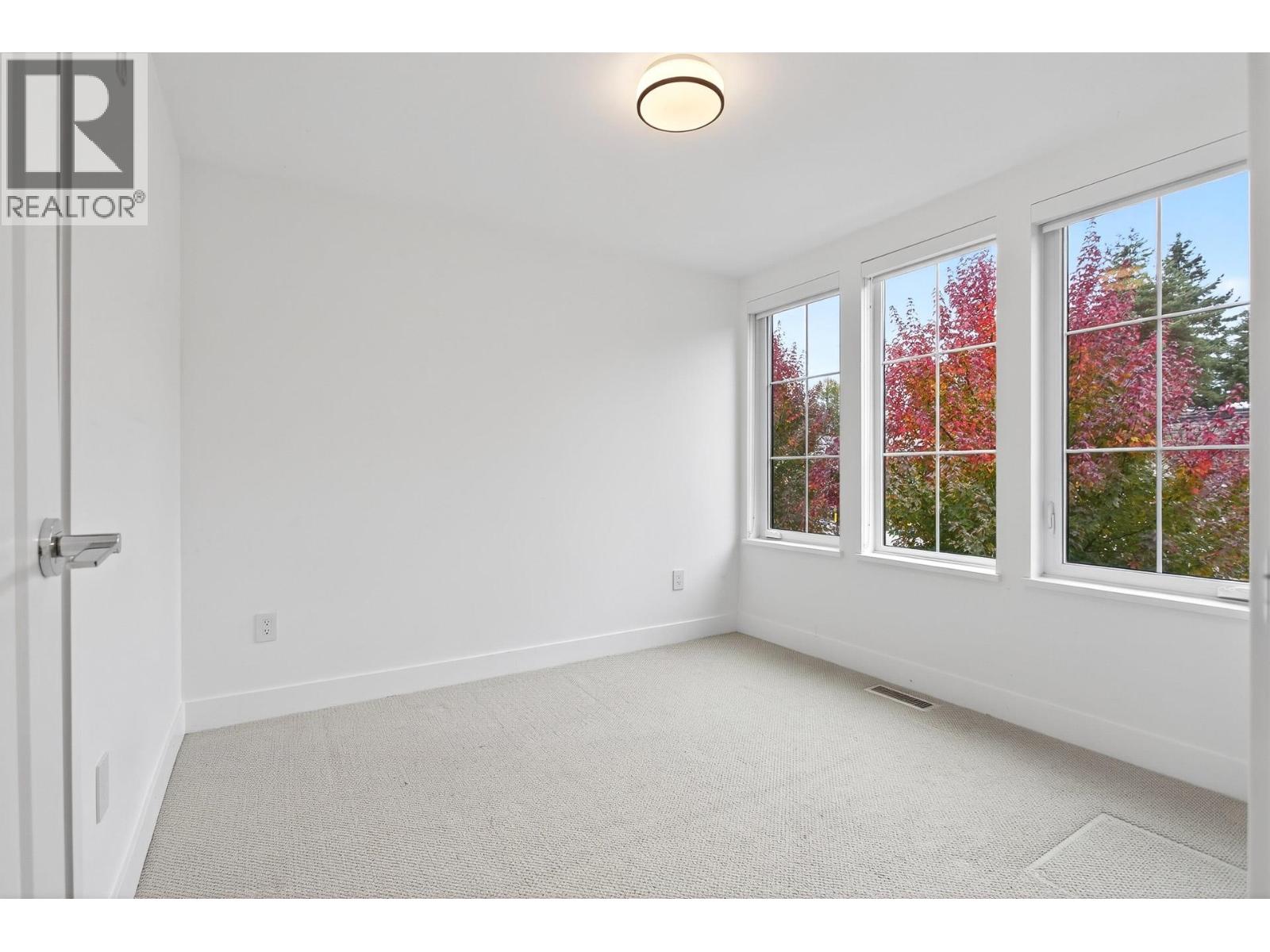 109 2070 Curling Road, North Vancouver, British Columbia  V7P 0C9 - Photo 21 - R3047197