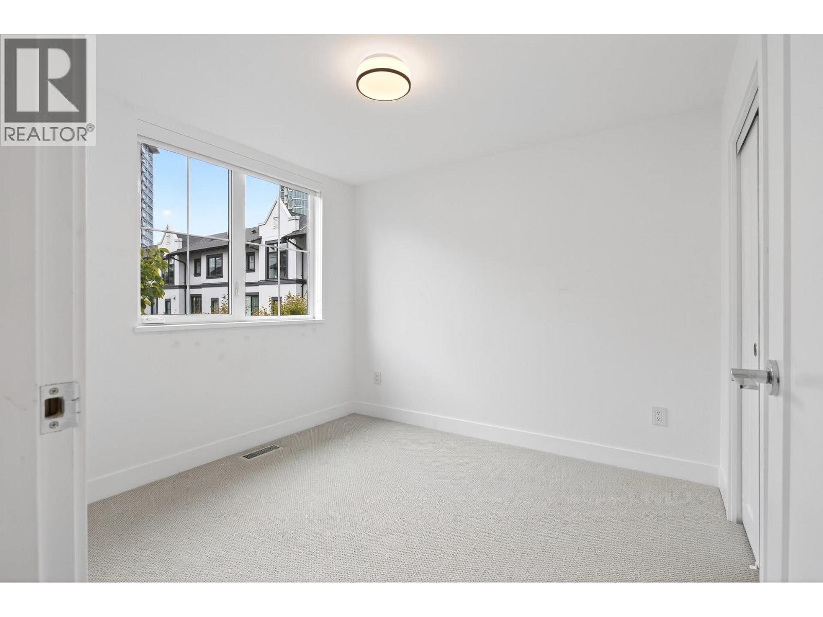 109 2070 Curling Road, North Vancouver, British Columbia  V7P 0C9 - Photo 16 - R3047197