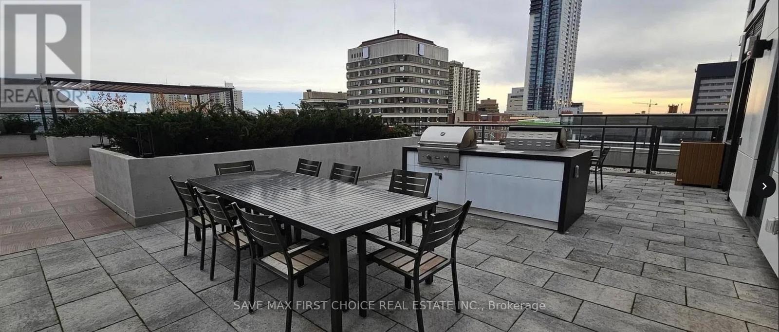 608 - 55 Duke Street West, Kitchener, Ontario  N2H 0C9 - Photo 15 - X12460550