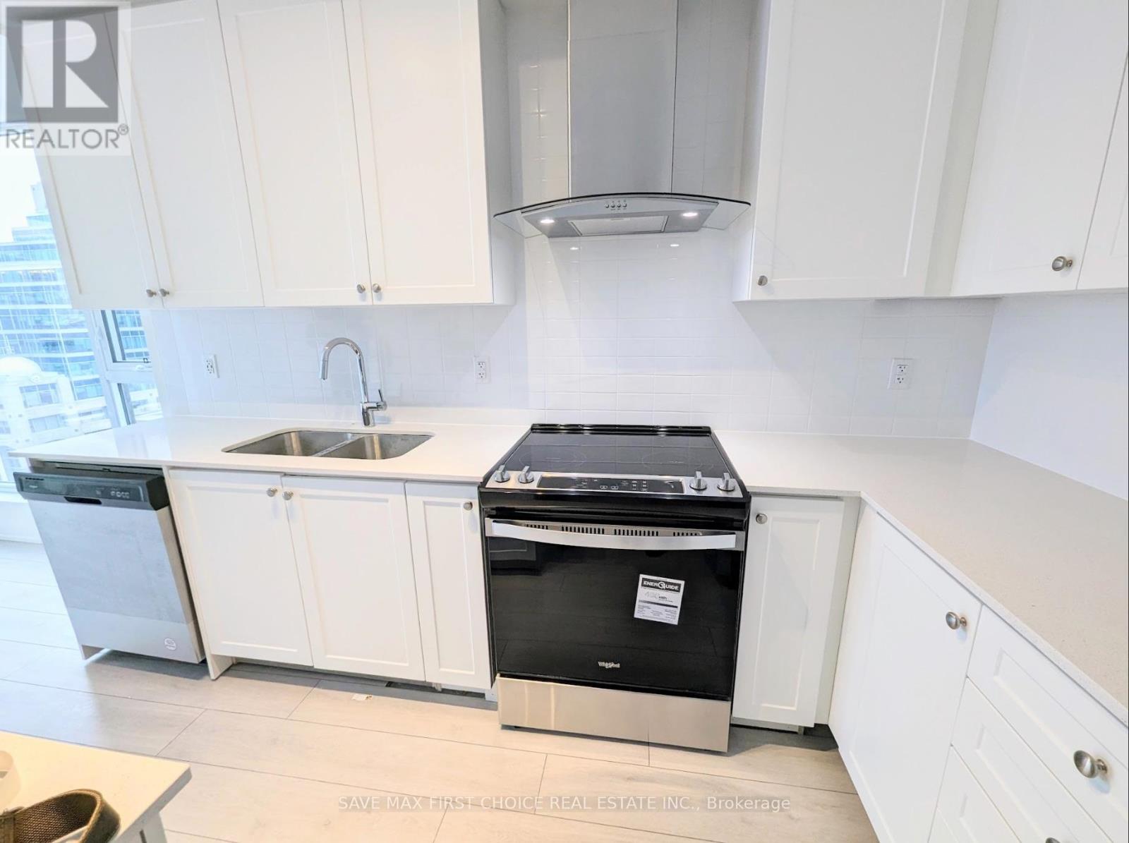 608 - 55 Duke Street West, Kitchener, Ontario  N2H 0C9 - Photo 7 - X12460550