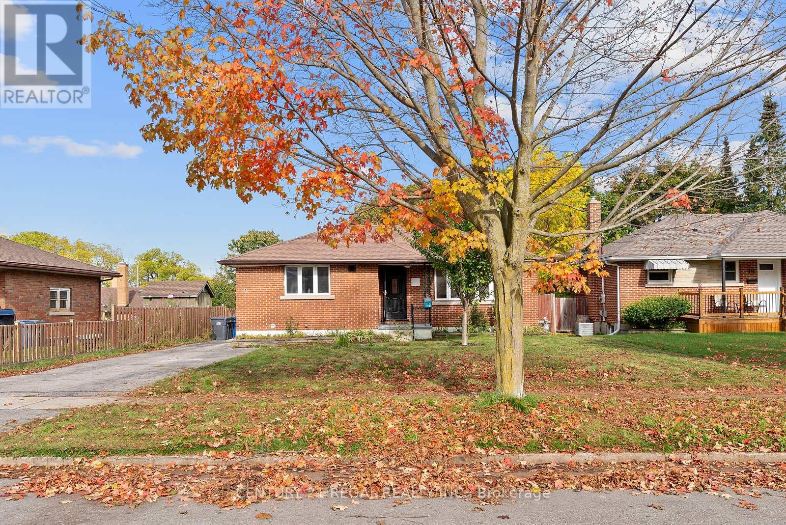 21 LOUISA DRIVE, Guelph, Ontario