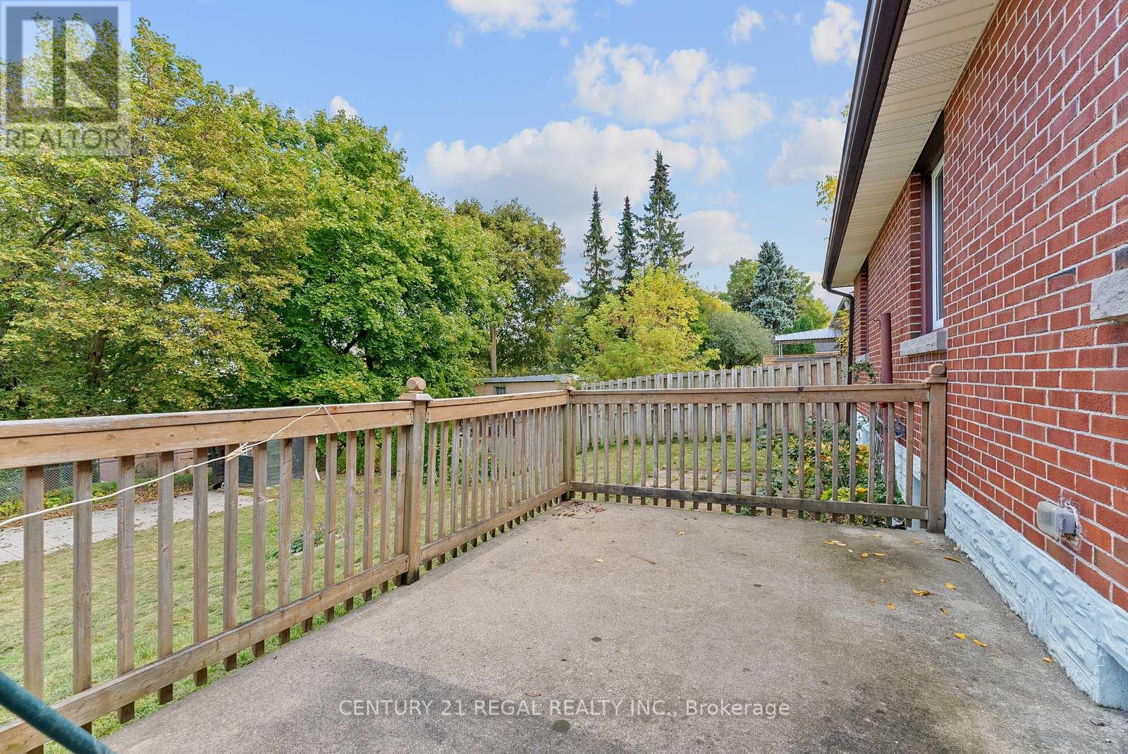 21 Louisa Drive, Guelph, Ontario  N1E 4T4 - Photo 36 - X12468696