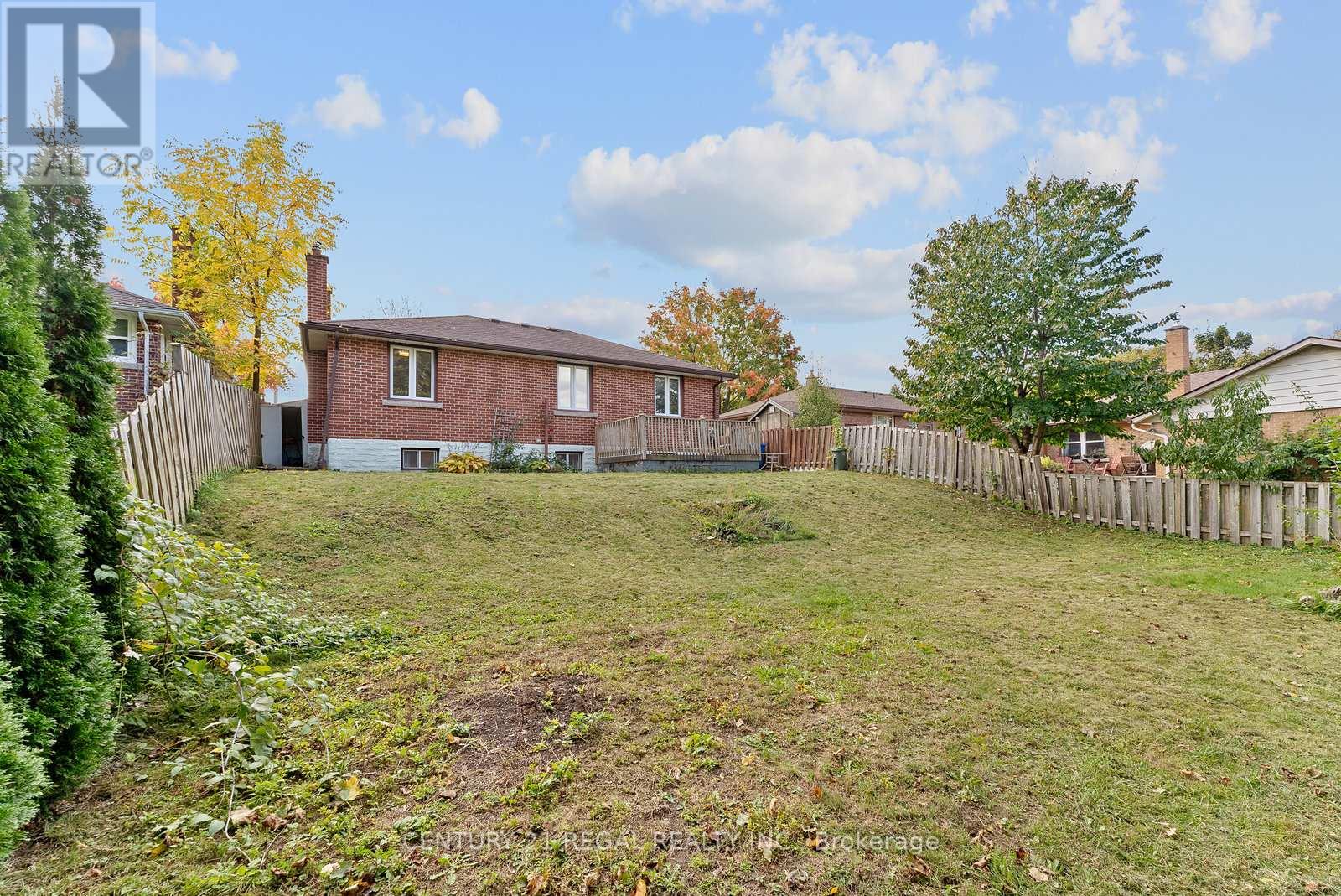 21 Louisa Drive, Guelph, Ontario  N1E 4T4 - Photo 41 - X12468696