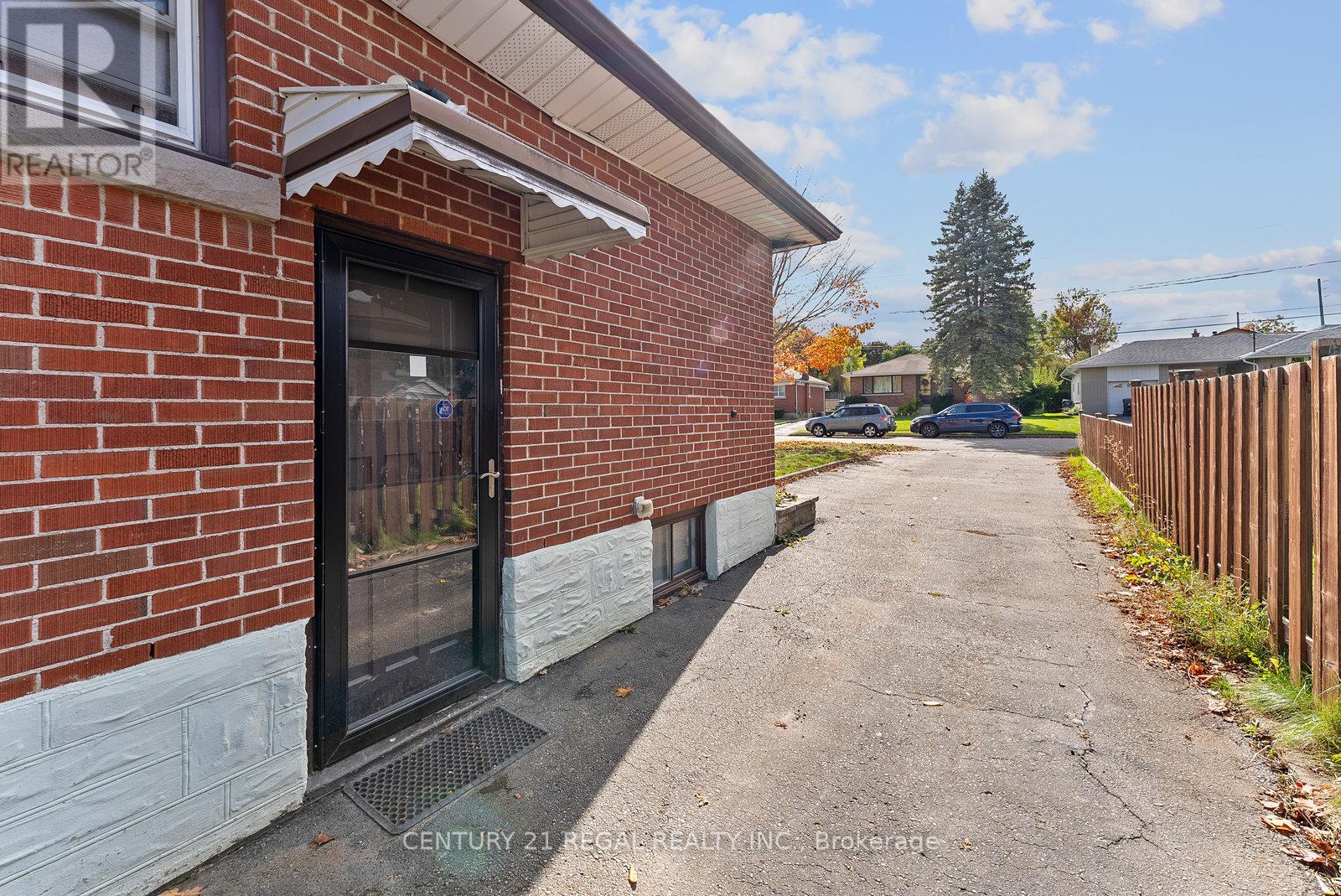21 Louisa Drive, Guelph, Ontario  N1E 4T4 - Photo 43 - X12468696