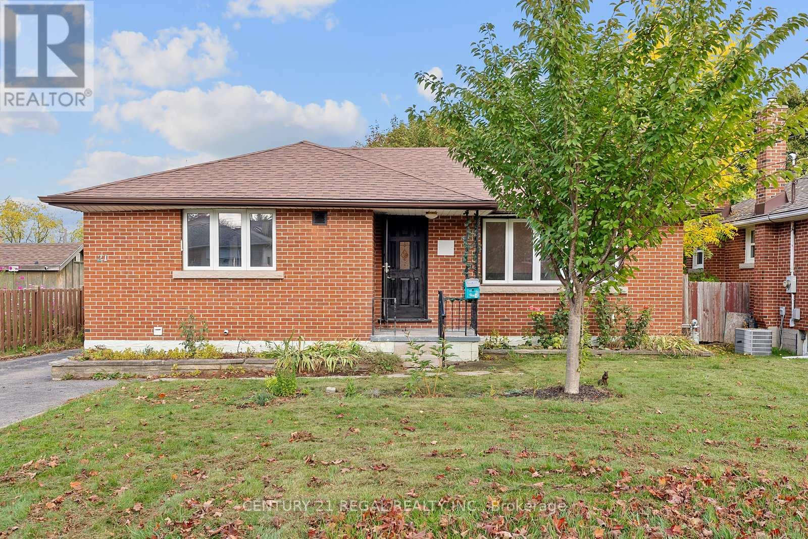21 Louisa Drive, Guelph, Ontario  N1E 4T4 - Photo 49 - X12468696