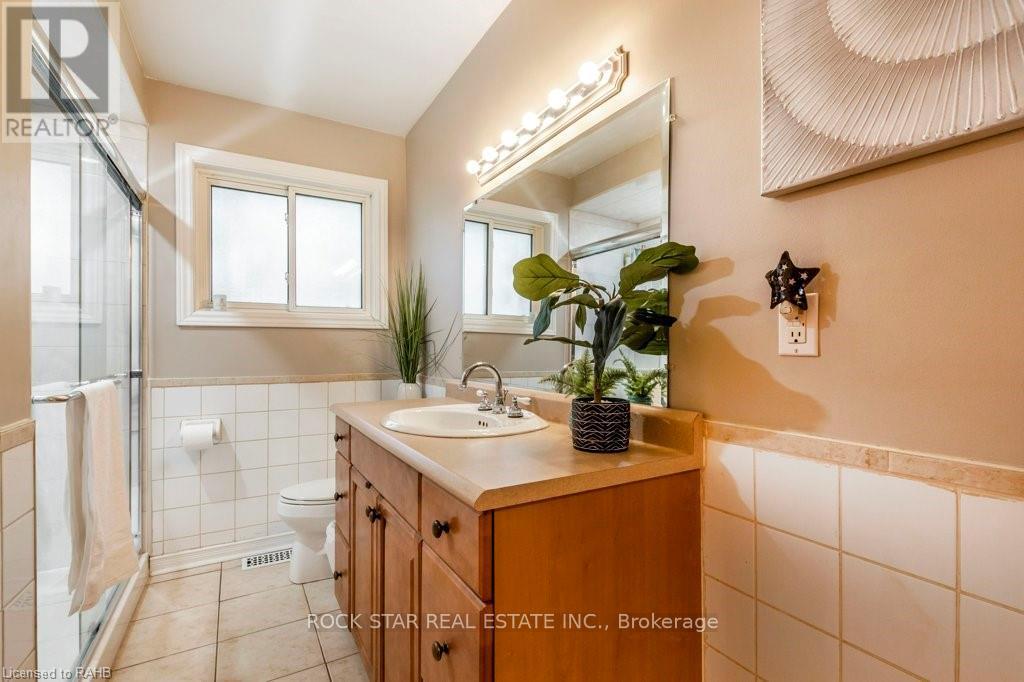 195 Bendamere Avenue, Hamilton, Ontario  L9C 1N6 - Photo 16 - X12468723