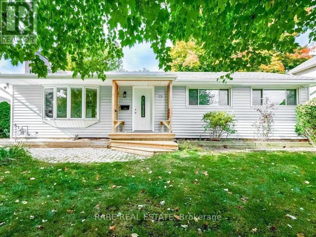15 MILLER DRIVE, Hamilton, Ontario