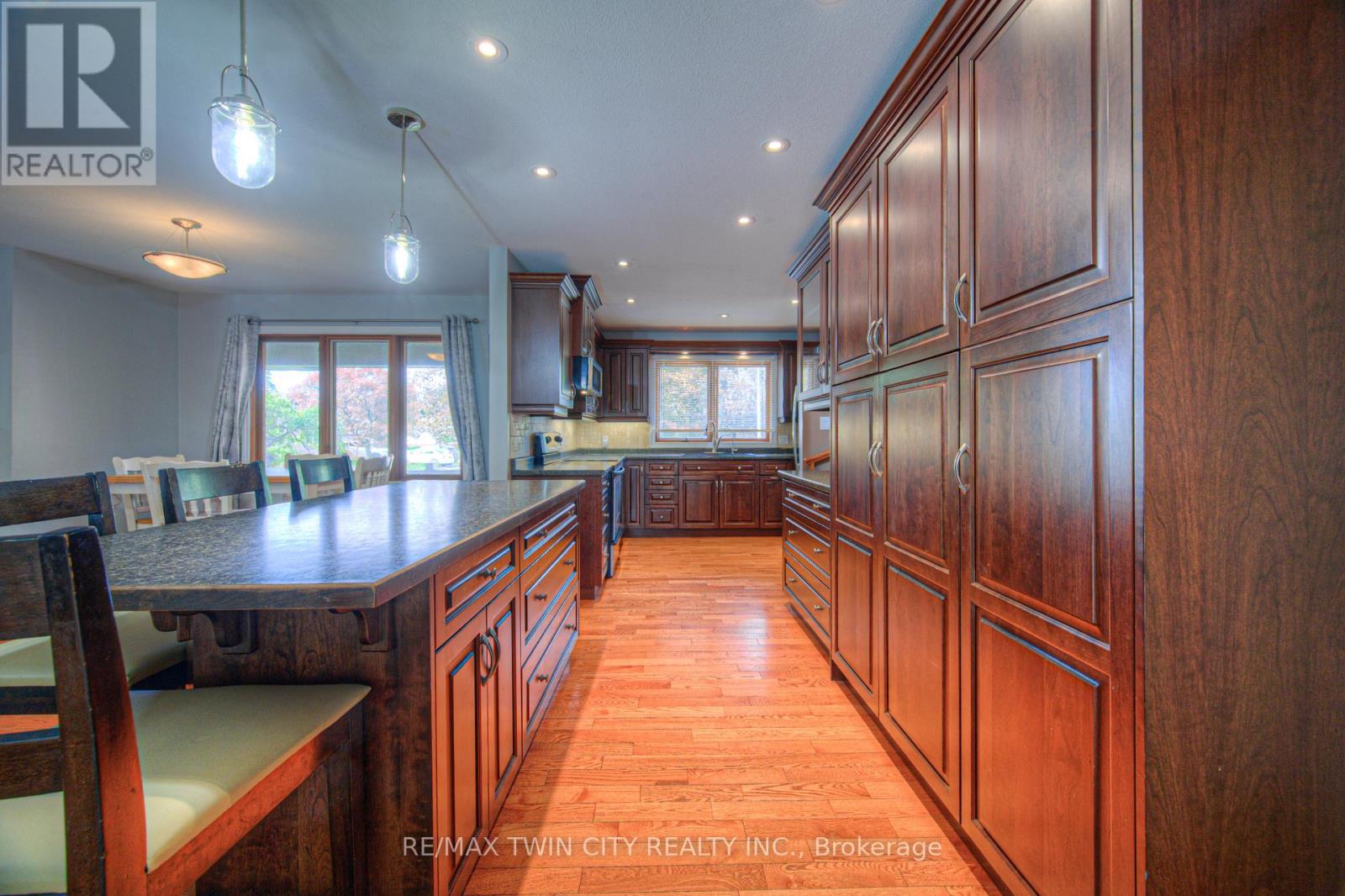 26 Esther Avenue, Cambridge, Ontario  N1S 4L6 - Photo 14 - X12468765