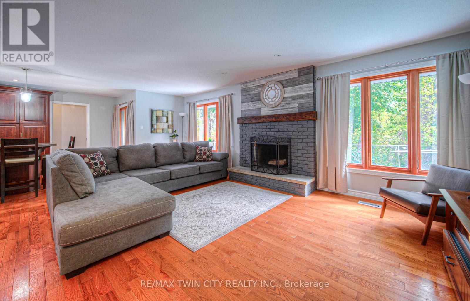 26 Esther Avenue, Cambridge, Ontario  N1S 4L6 - Photo 6 - X12468765
