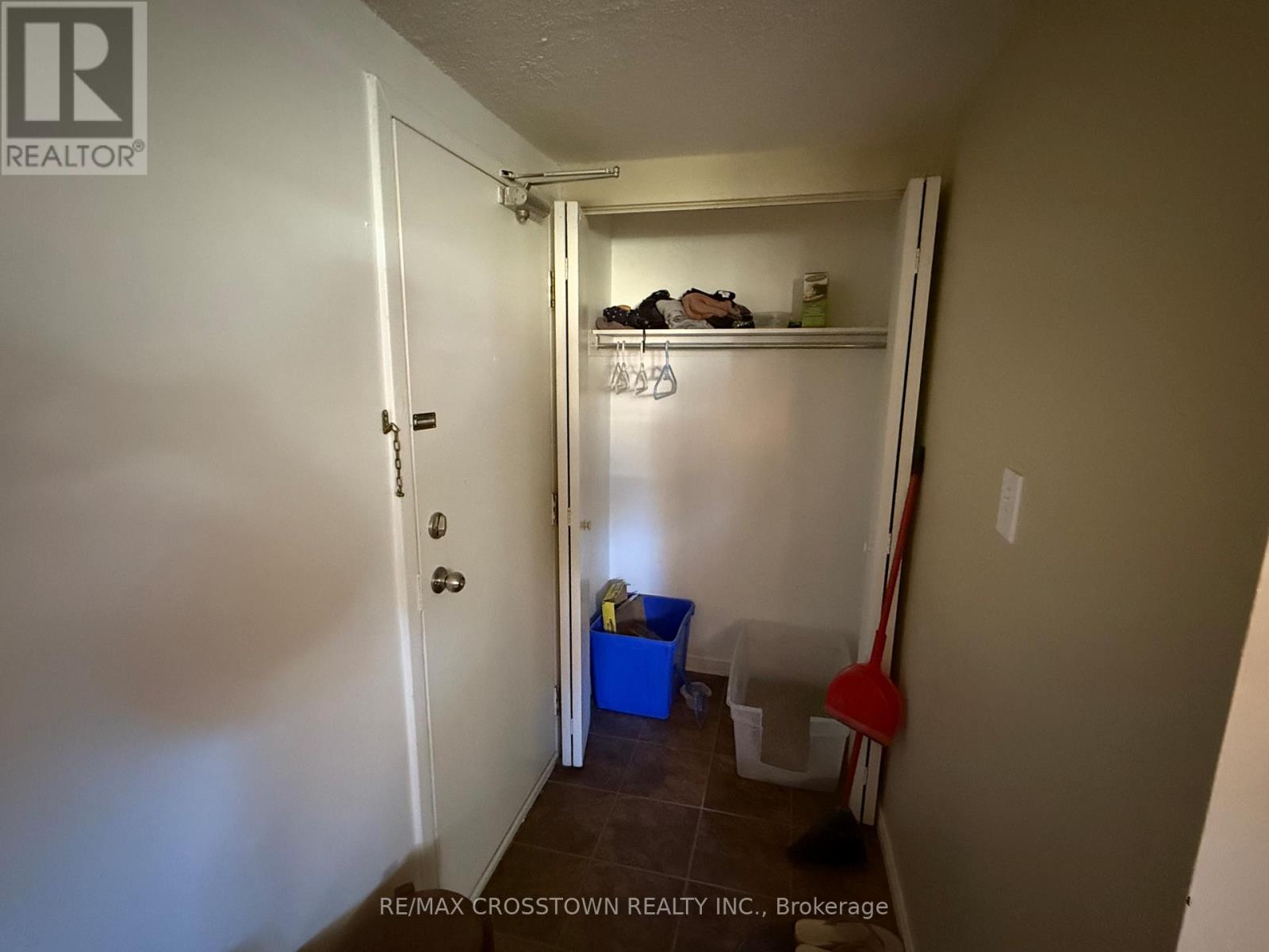B12 - 40 Judge Avenue, North Bay, Ontario  P1A 1B4 - Photo 4 - X12468784