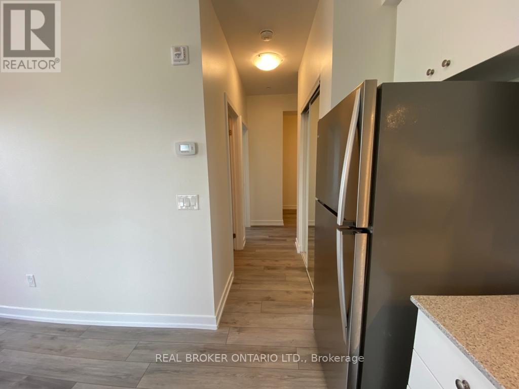 402 - 251 Northfield Drive E, Waterloo, Ontario  N2K 3H4 - Photo 8 - X12468793