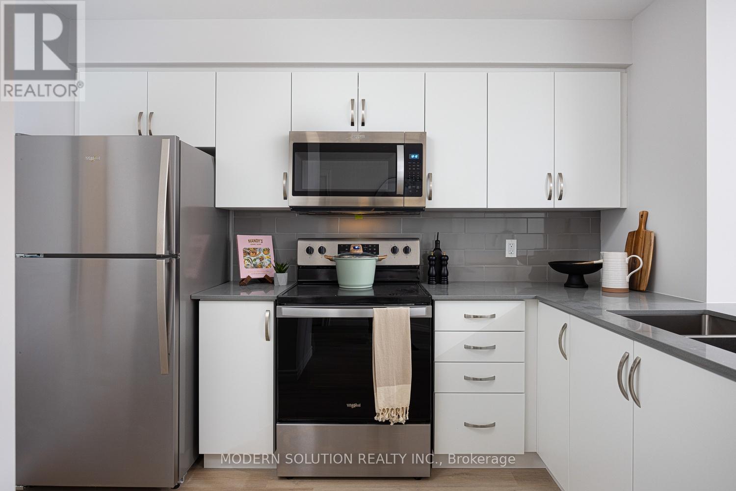 914 - 425 Watson Parkway N, Guelph, Ontario  N1E 7K5 - Photo 4 - X12468802