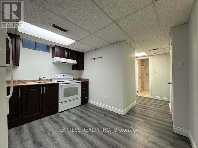 Lower - 1328 Avenue Road, Toronto, Ontario  M5N 2G9 - Photo 16 - C12426239