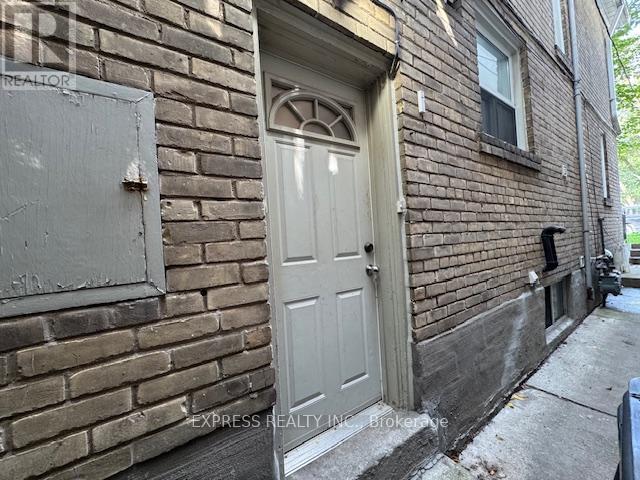 Lower - 1328 Avenue Road, Toronto, Ontario  M5N 2G9 - Photo 2 - C12426239