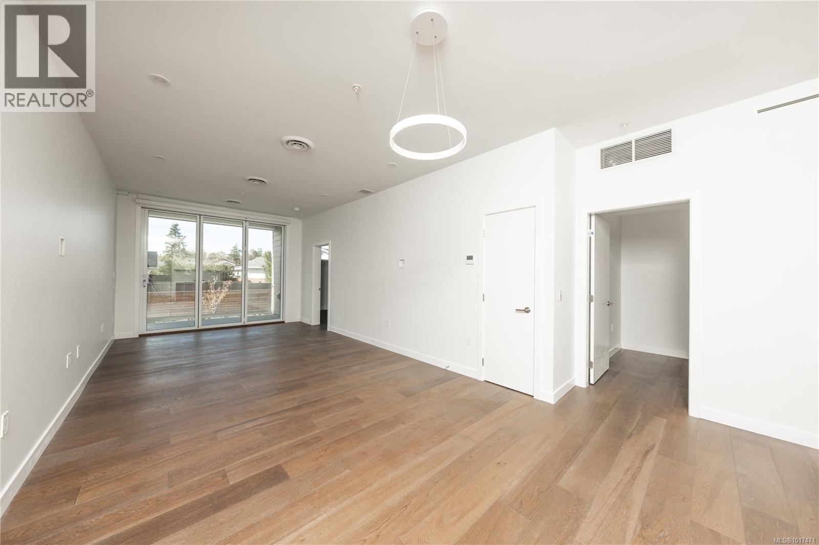 106 9570 Fifth St, Sidney, British Columbia  V8L 2W5 - Photo 5 - 1017471