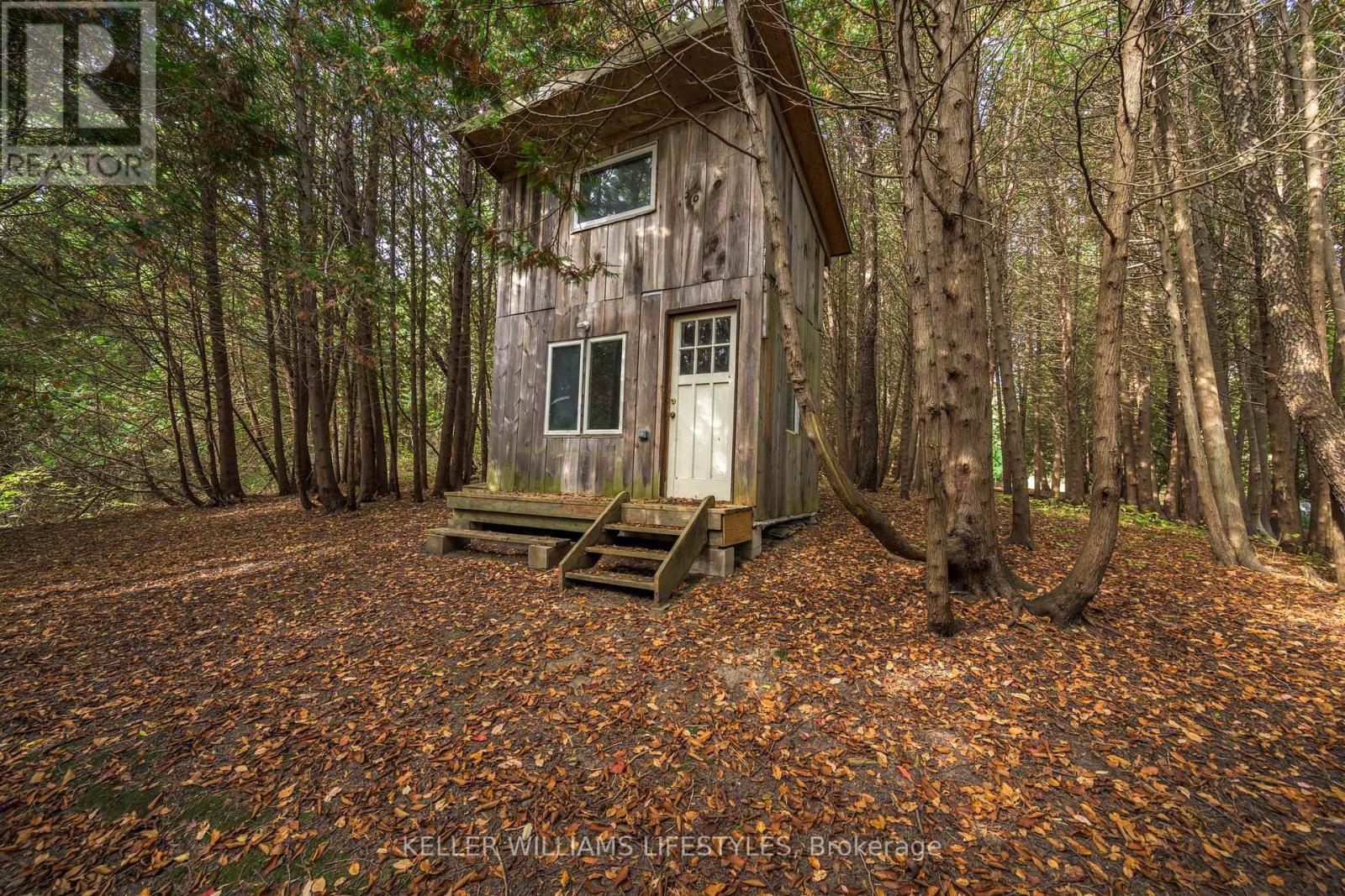 15083 Medway Road, Middlesex Centre, Ontario  N0M 1C0 - Photo 34 - X12446266