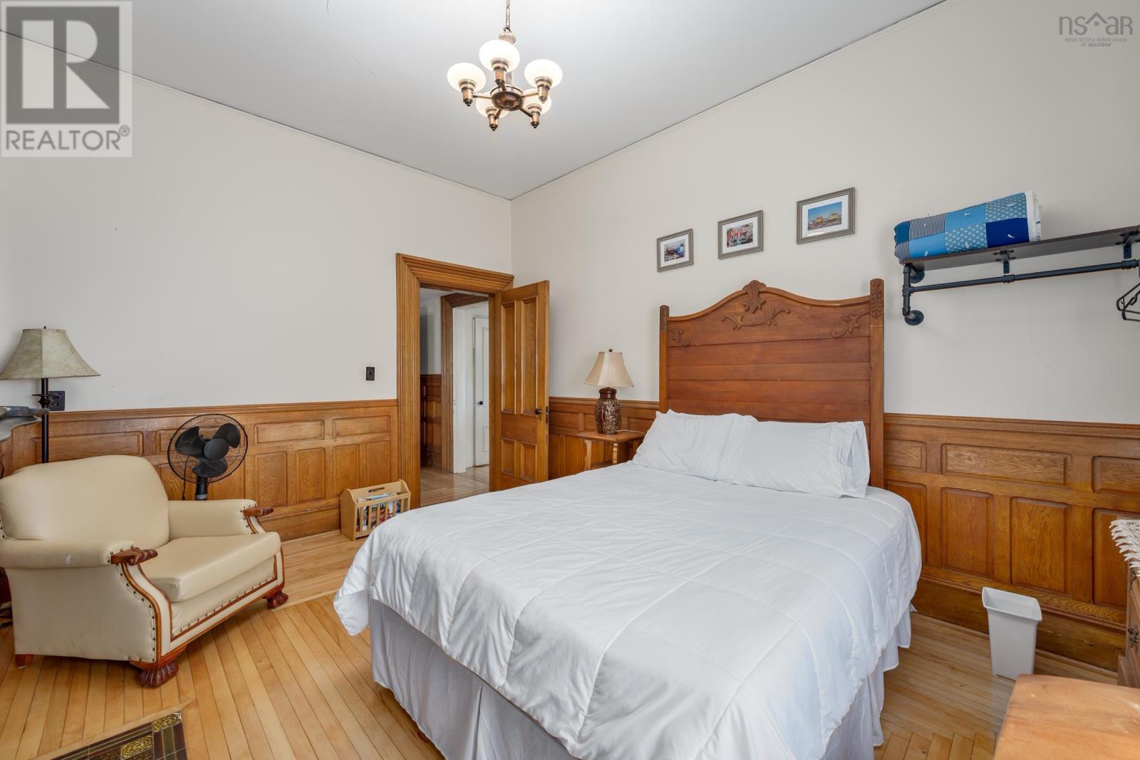 42 Queen Street, Yarmouth, Nova Scotia  B5A 3Y5 - Photo 11 - 202516663