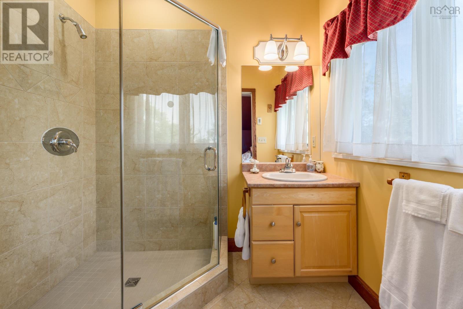 42 Queen Street, Yarmouth, Nova Scotia  B5A 3Y5 - Photo 28 - 202516663