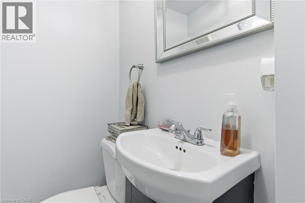 75 Niagara Street, Hamilton, Ontario  L8L 6A4 - Photo 8 - 40780119
