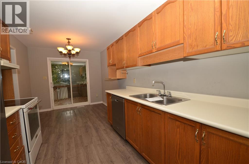 25 Devine Crescent, Thorold, Ontario  L2V 5A4 - Photo 6 - 40780054