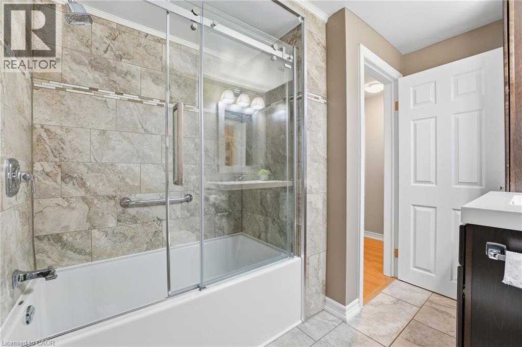 37 Kensington Avenue, Kitchener, Ontario  N2B 1J5 - Photo 15 - 40779959