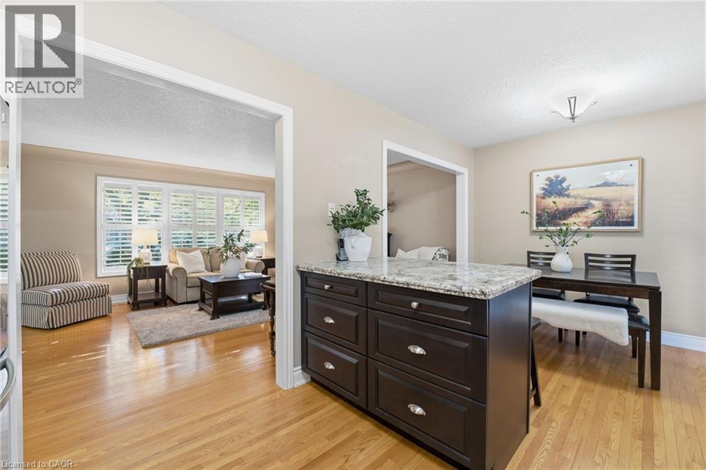 37 Kensington Avenue, Kitchener, Ontario  N2B 1J5 - Photo 8 - 40779959