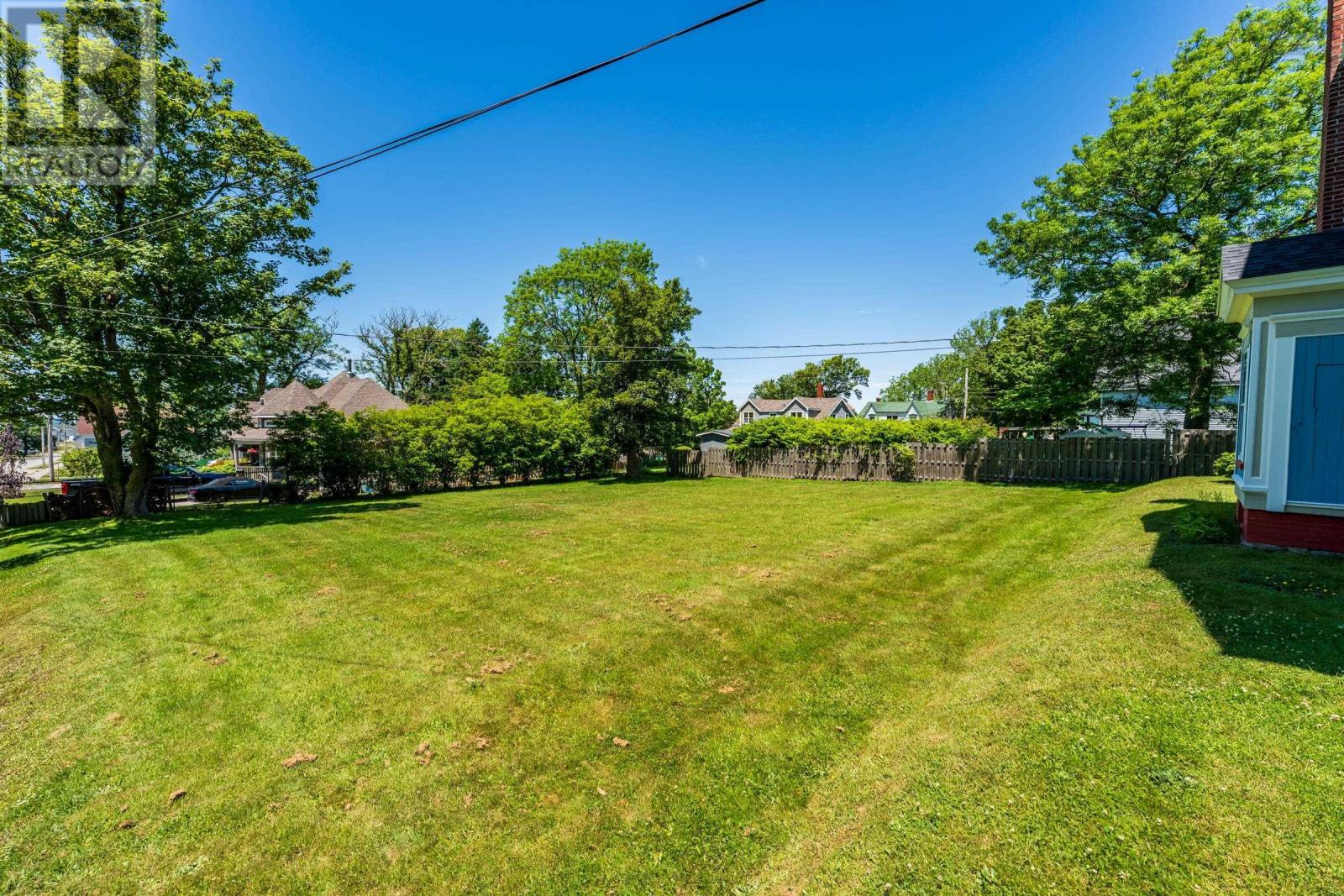 42 Queen Street, Yarmouth, Nova Scotia  B5A 3Y5 - Photo 47 - 202516663