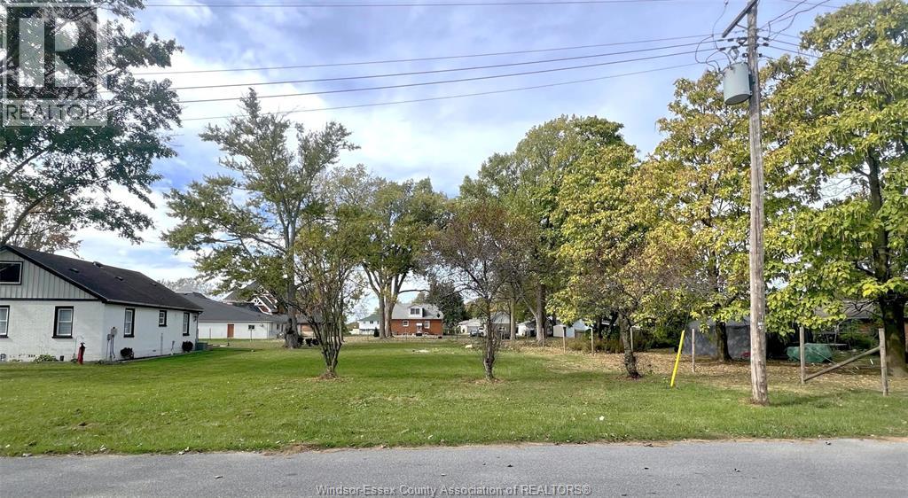 MLS# 25026210: V/L Victoria STREET, Woodslee, Canada