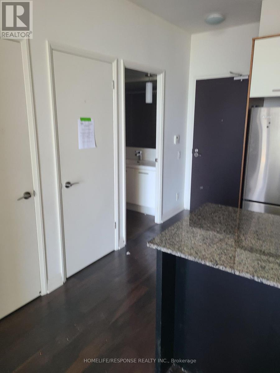 2103 - 1 Valhalla Inn Road, Toronto, Ontario  M9B 1S9 - Photo 3 - W12293724