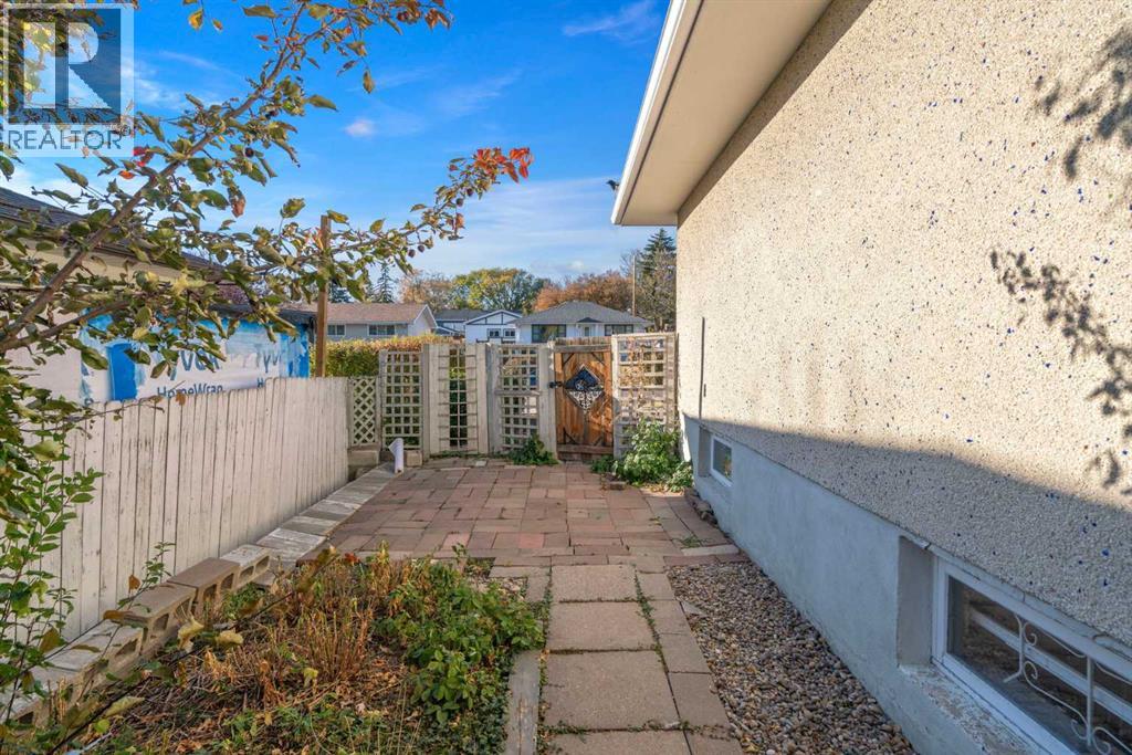 5316 Thorncliffe Drive Nw, Calgary, Alberta  T2K 2Z3 - Photo 45 - A2264598