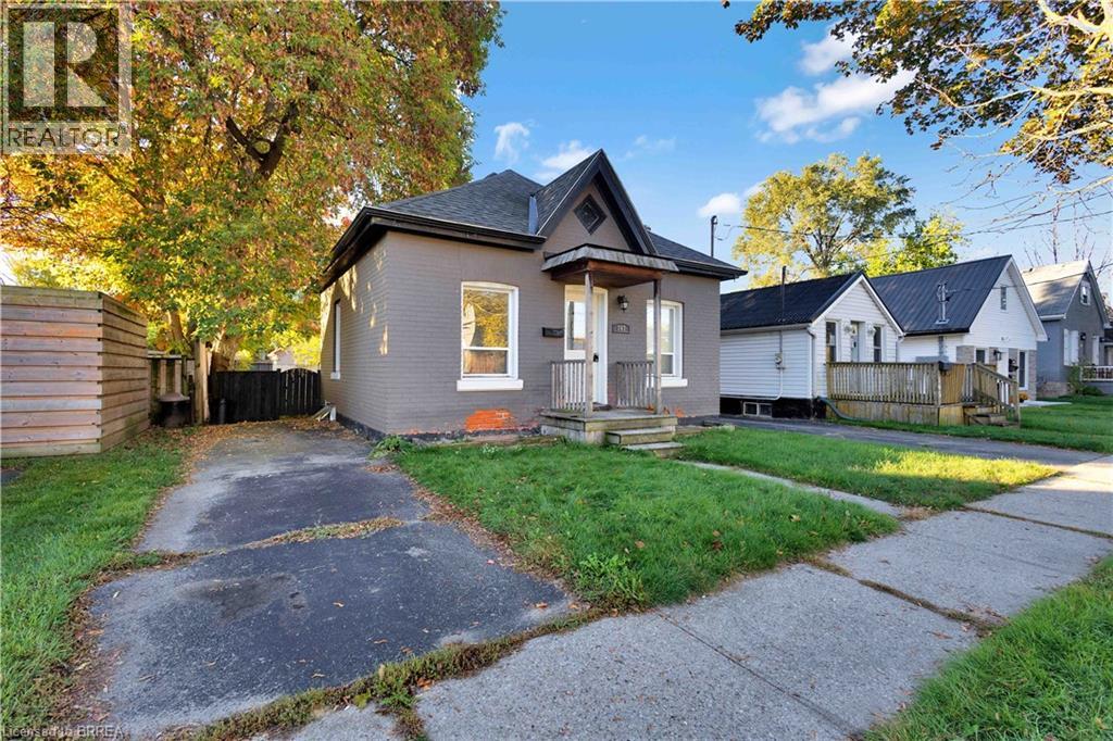 167 Bruce Street, Brantford, Ontario  N3S 4Z3 - Photo 2 - 40762183